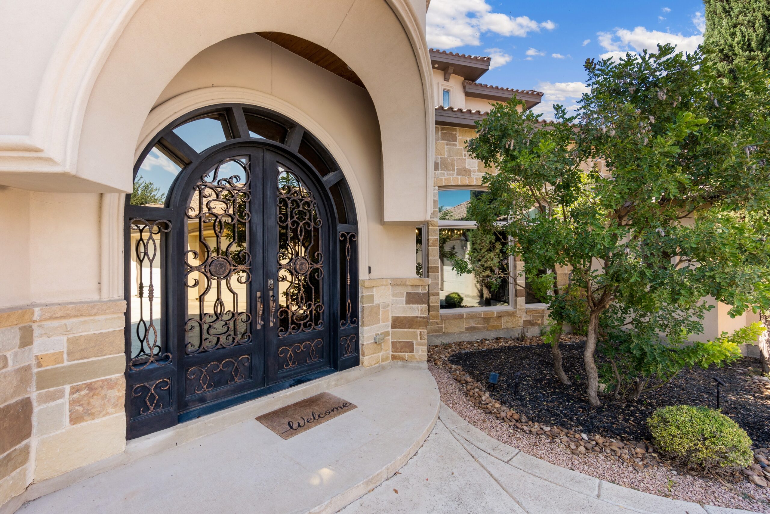 Secure Your Home Against Break-Ins: The Benefits of Security Film